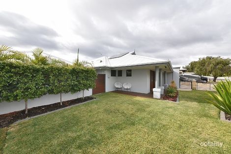 Property photo of 11 Labianca Vista Carramar WA 6031