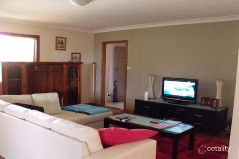 Property photo of 14 Tulip Oak Drive Ulladulla NSW 2539