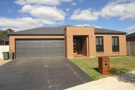 Property photo of 18 Barnett Drive Kangaroo Flat VIC 3555