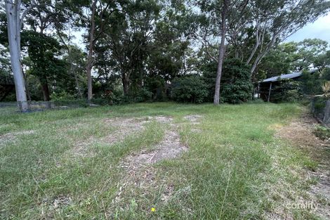 15 Ore St, Macleay Island, QLD 4184