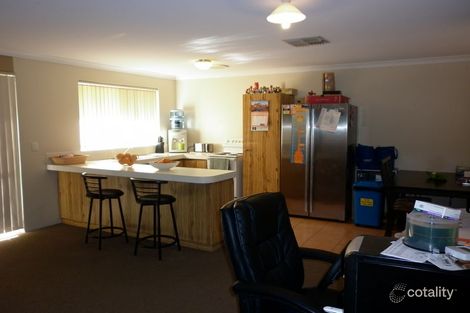 Property photo of 46 Whitebread Way Leda WA 6170