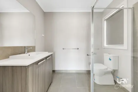 Property photo of 11 Boilersmith Street Donnybrook VIC 3064