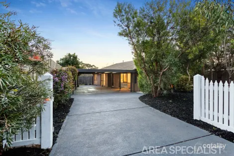 Property photo of 165 Centre Road Langwarrin VIC 3910