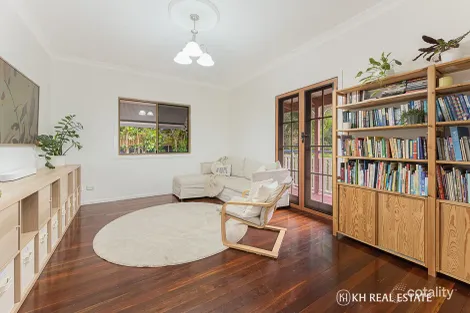 Property photo of 2 Cormorant Close Cashmere QLD 4500