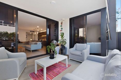 Property photo of 217/27 Commercial Road Newstead QLD 4006