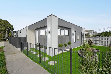 2A HUGHES ST, YARRAVILLE, VIC 3013