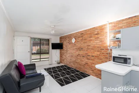 Property photo of 2/272 Fernleigh Road Ashmont NSW 2650