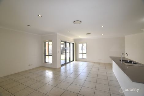 Property photo of 9 Broadwater Place New Auckland QLD 4680