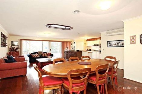 Property photo of 33 Doubell Boulevard Truganina VIC 3029