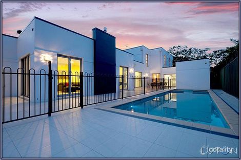 Property photo of 18 Wells Gardens Griffith ACT 2603