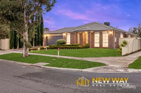 33 Viola Ave, Pakenham, VIC 3810