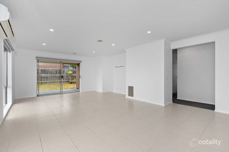 Property photo of 32 Vantage Point Boulevard Doreen VIC 3754