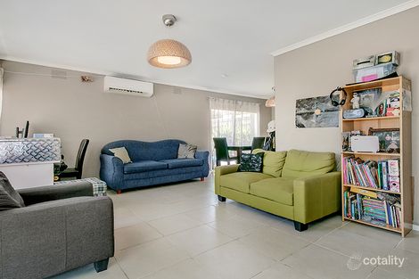 Property photo of 2 Gorae Court Westmeadows VIC 3049