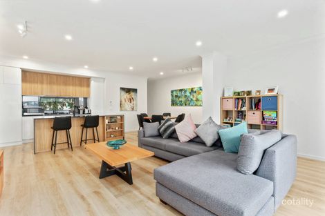 Property photo of 27 Kavanagh Crescent Keilor Downs VIC 3038