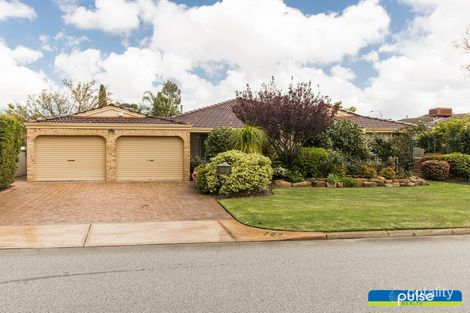 11 Beresford Pl, Leeming, WA 6149