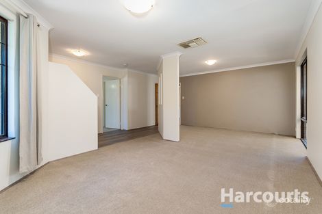 Property photo of 24 Tahlee Retreat Carramar WA 6031