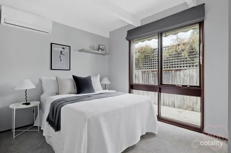 Property photo of 3 Mathieson Crescent Weetangera ACT 2614
