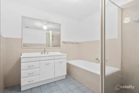 Property photo of 9/92-96 Allison Crescent Menai NSW 2234
