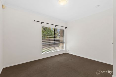 Property photo of 2 Evergreen Close Kenmore QLD 4069