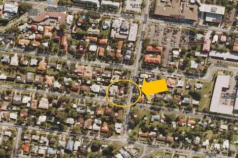 53 Falconer St, Southport, QLD 4215