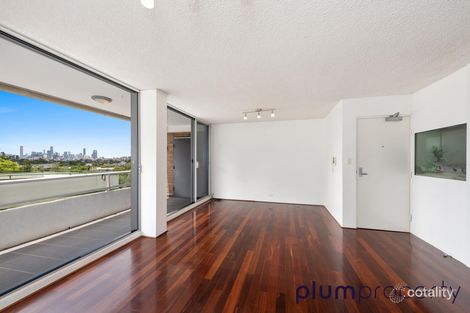 Property photo of 1/70 Swann Road Taringa QLD 4068