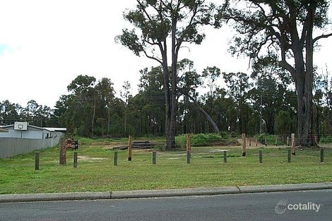 98 Coombes St, Collie, WA 6225