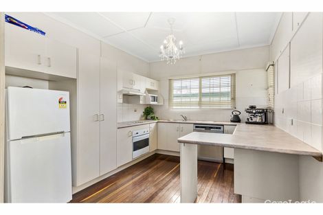 Property photo of 33 Heath Street Wandal QLD 4700