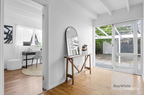 Property photo of 4 Tarata Court Bundoora VIC 3083