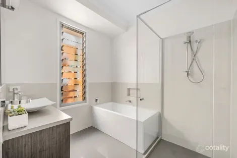 Property photo of 8 Dauntless Avenue Bli Bli QLD 4560