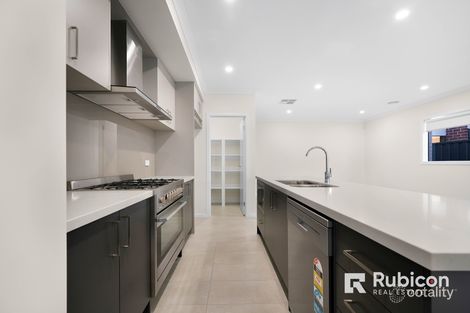 Property photo of 15 Bistre Road Tarneit VIC 3029