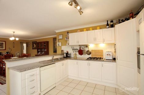Property photo of 32 Tomko Grove Parklea NSW 2768