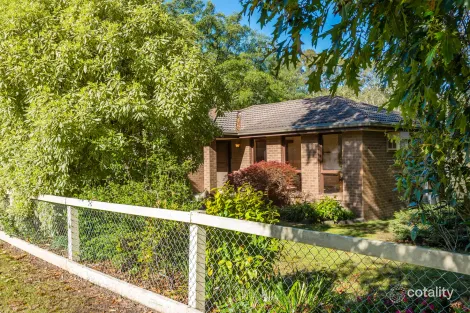 98 Margaret St, Macedon, VIC 3440