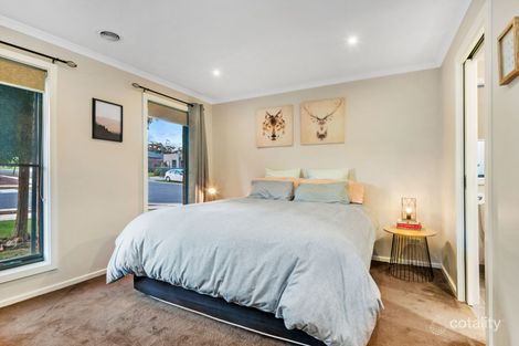 Property photo of 1 Barnbougle Place Eaglehawk VIC 3556