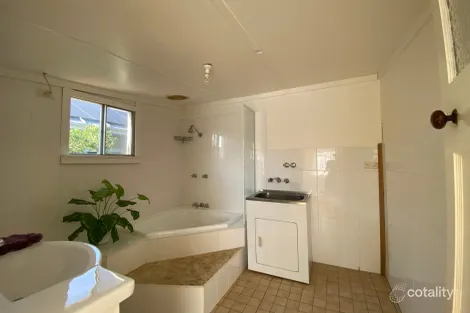 Property photo of 85 Hill Street Parkes NSW 2870