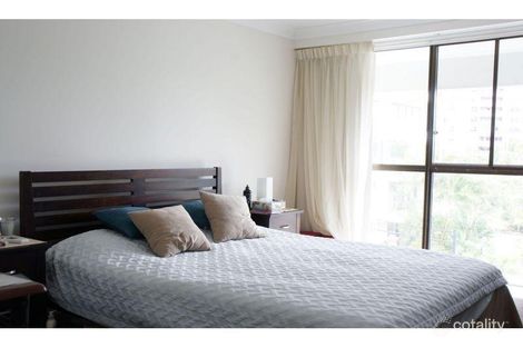 Property photo of 8/20 Commodore Drive Surfers Paradise QLD 4217