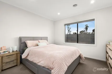 Property photo of 56 Riceflower Rise Wallan VIC 3756