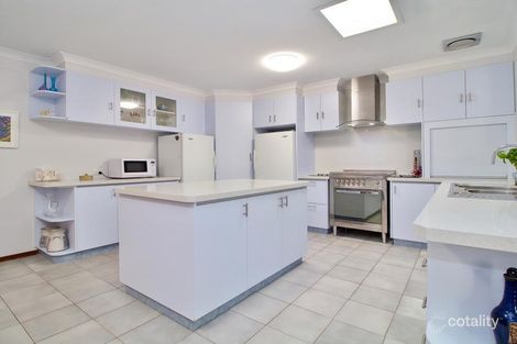 21 Salcombe Way, Warnbro, WA 6169