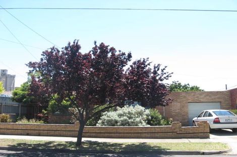 102 Hobson St, Newport, VIC 3015