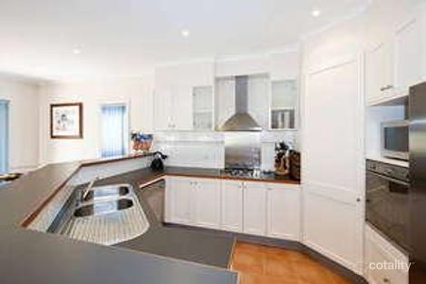 Property photo of 31 Casey Crescent Viewbank VIC 3084