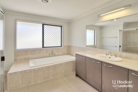 Property photo of 17 Crawford Place Calamvale QLD 4116