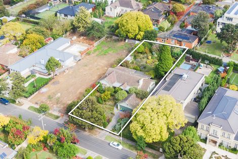 Property photo of 18 Evelina Street Balwyn VIC 3103