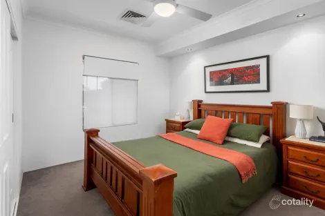 Property photo of 33 Lanyard Boulevard Geographe WA 6280