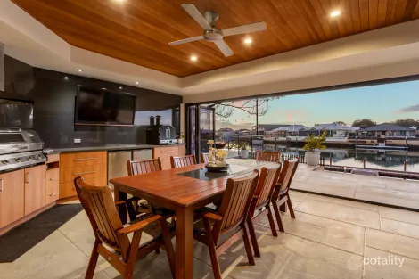 Property photo of 33 Lanyard Boulevard Geographe WA 6280