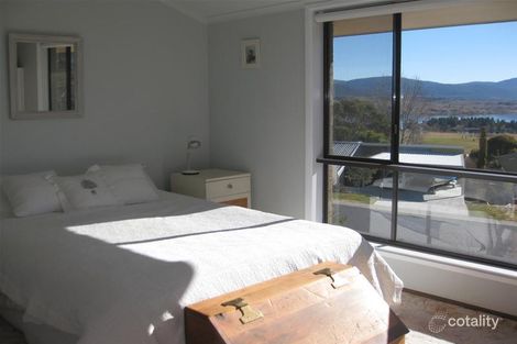 Property photo of 7 Candlebark Circuit Jindabyne NSW 2627