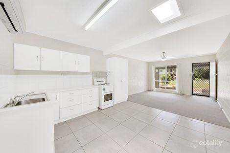 Property photo of 1/3 Douglas Avenue Sun Valley QLD 4680