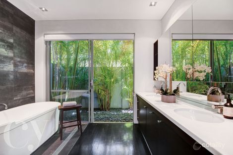 16a Rosendo St, Cottesloe, WA 6011