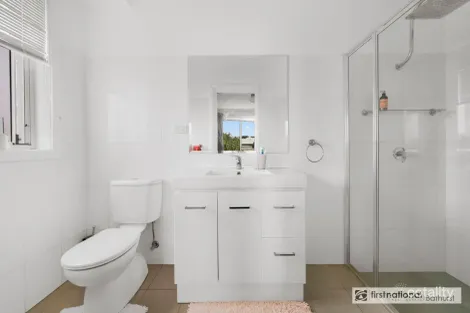 Property photo of 7 Billabong Close Kelso NSW 2795