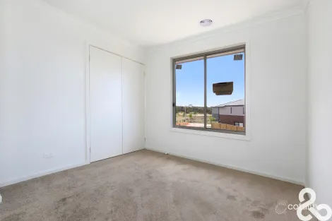 Property photo of 4/126 Moffat Drive Lalor VIC 3075