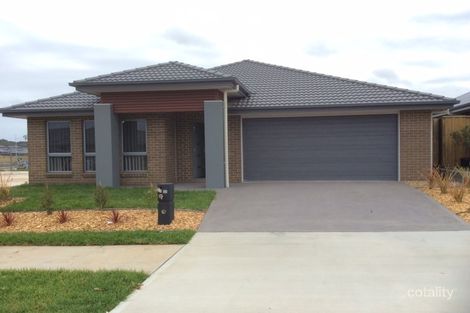 Property photo of 32 Ambrose Street Oran Park NSW 2570