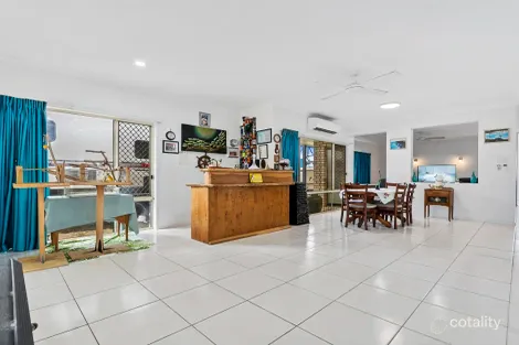 Property photo of 32 Columbia Drive Beachmere QLD 4510